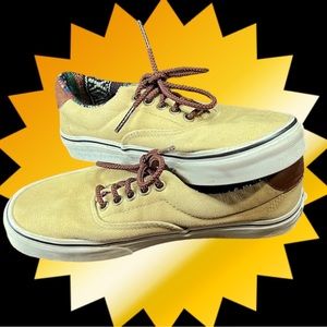 Vans - Unisex Low Top Canvas Shoe - Beige/Brown - 6M - 8.5W